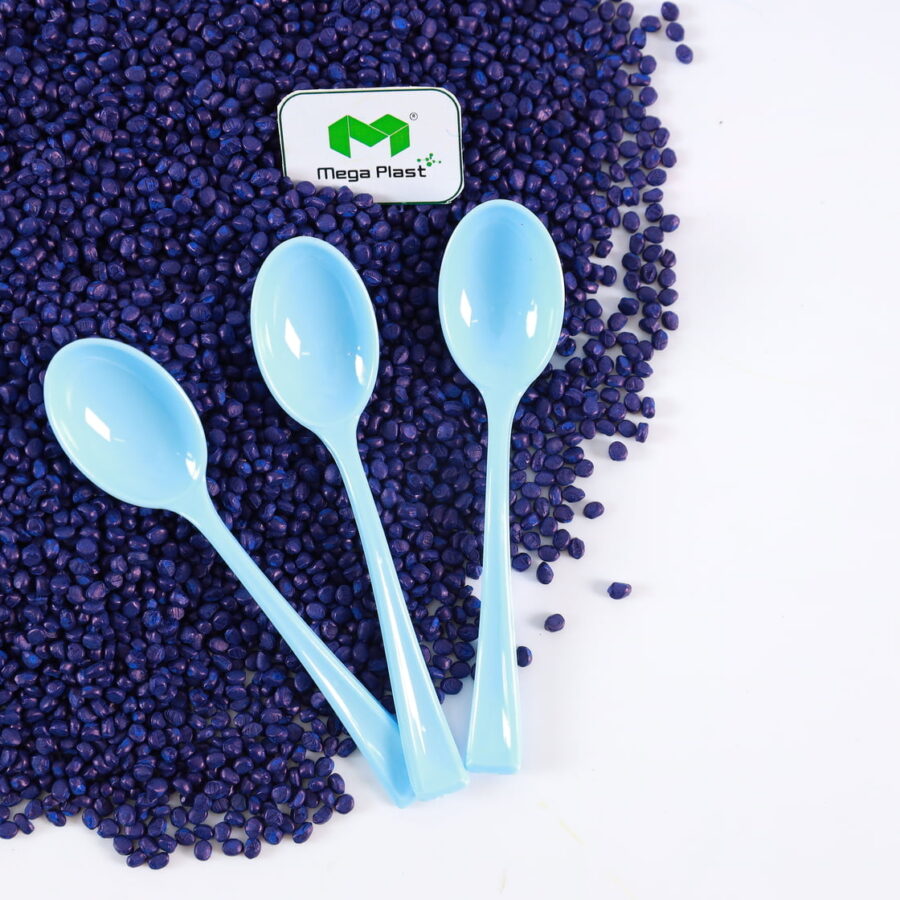 Experience the difference - Yellow masterbatch by Mega Plast for superior blue spoon plastic